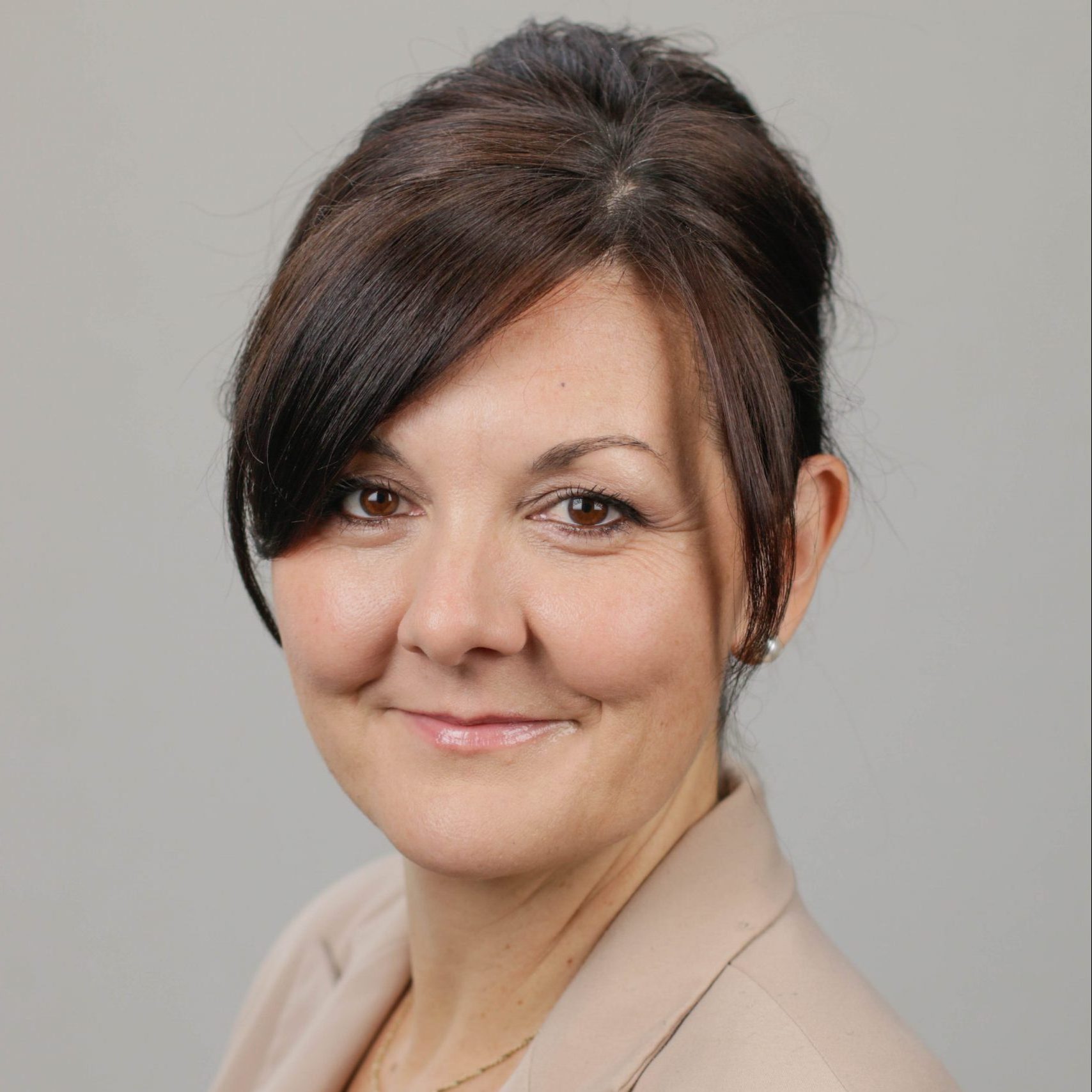 Amy Widdows Headshot
